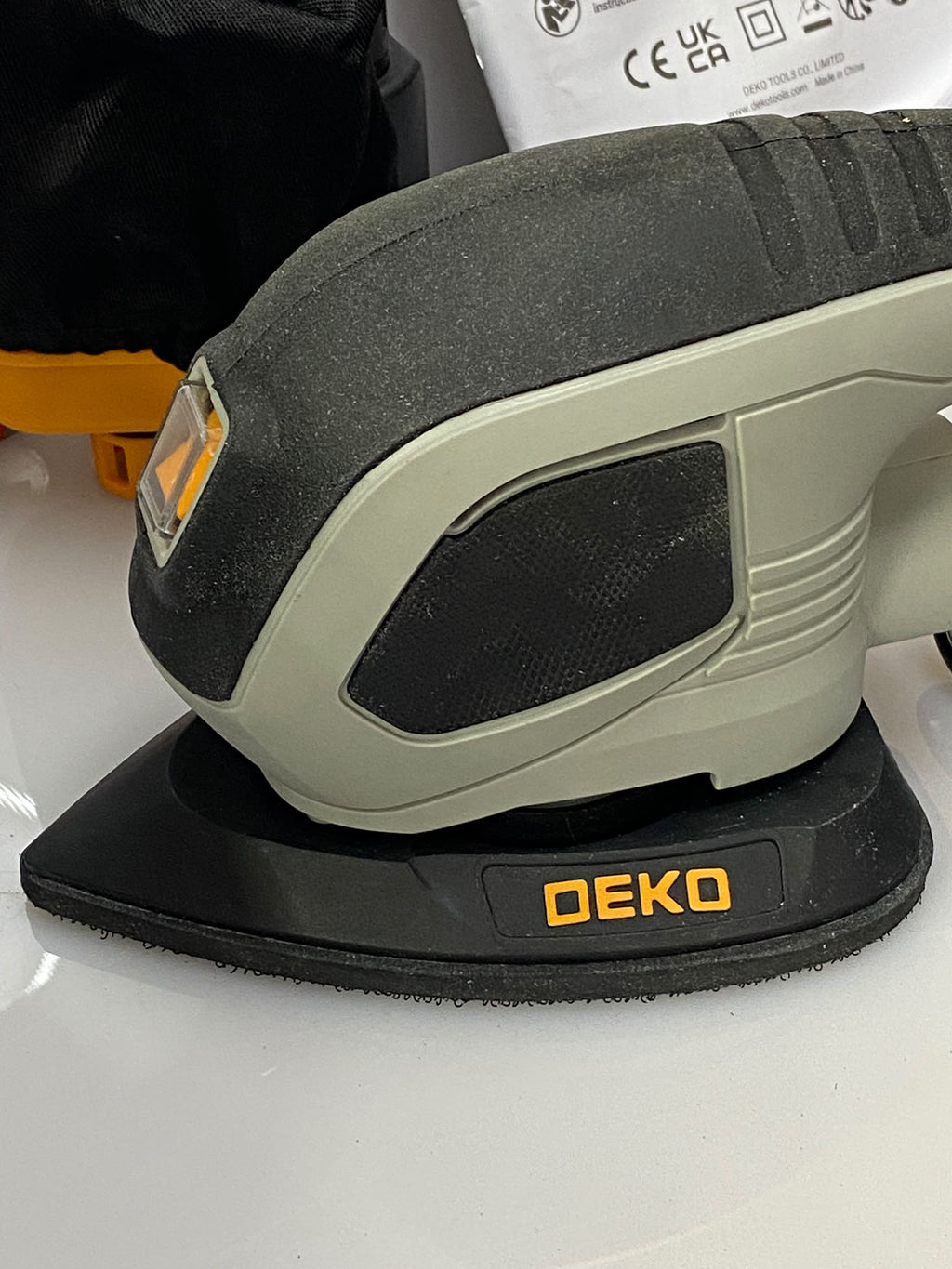 DEKO Szlifierka Delta 100W – DKPDDSA010C1