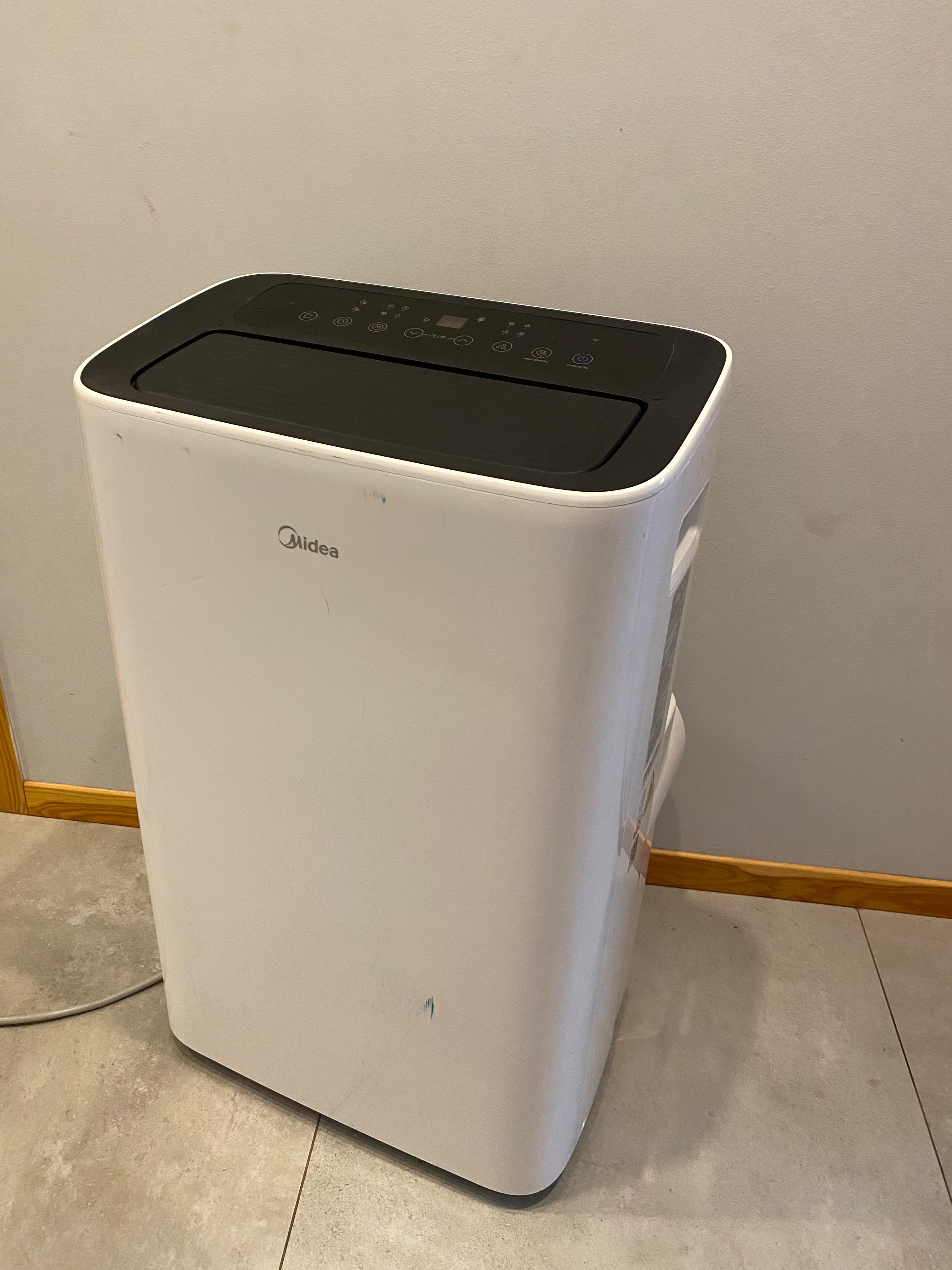 MIDEA Silent 12000 BTU – Klimatyzator przenośny z funkcją grzania | 3,5 kW | WiFi | Pompa ciepła